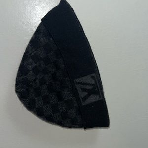 Louis Vuitton VINTAGE Beanie Size M